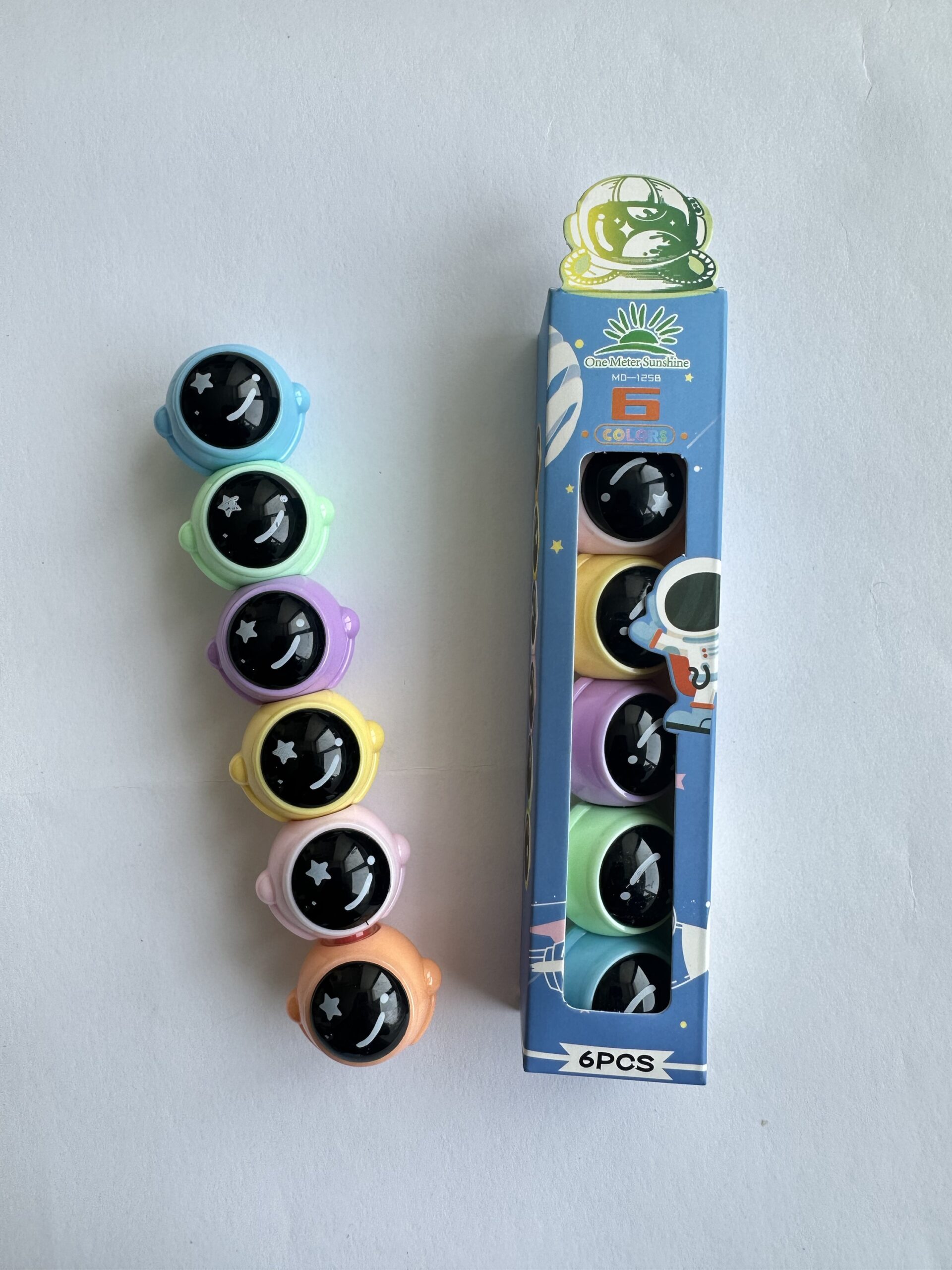 img_6230 هايلايتر ثيم الفضاء - الصورة 1