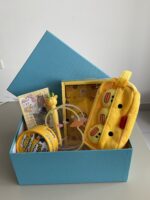 بوكس هدية باللون الاصفر🐥